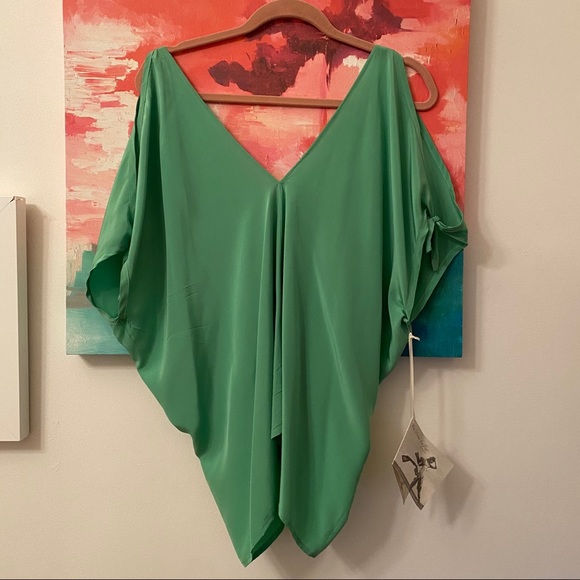 Silk cold shoulder blouse green NWT - Picture 1 of 5